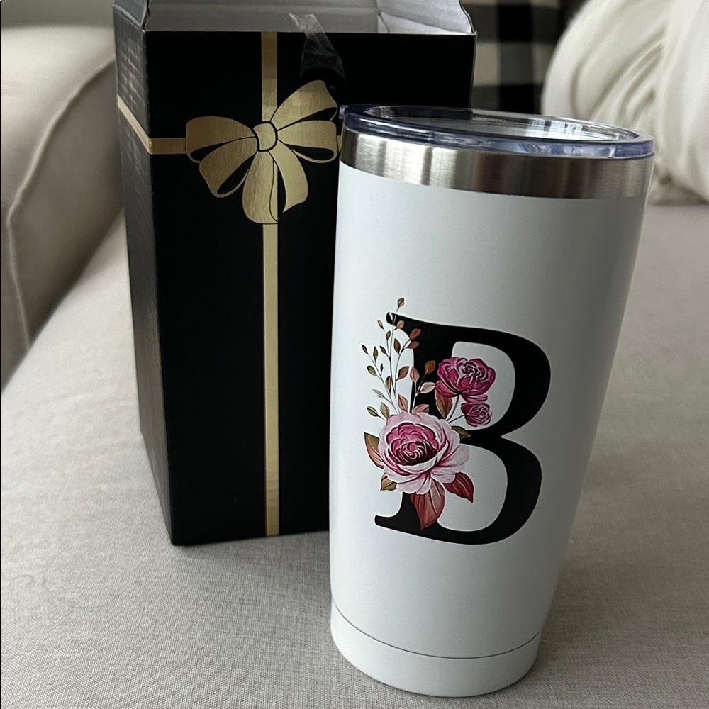 NWT B Monogram 20 oz Insulated Coffee Tumbler with Lid